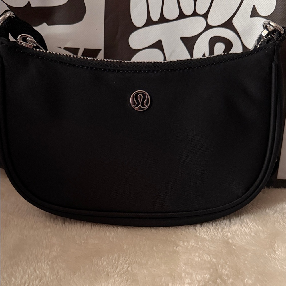 lululemon athletica Classic Black Shoulder Bag